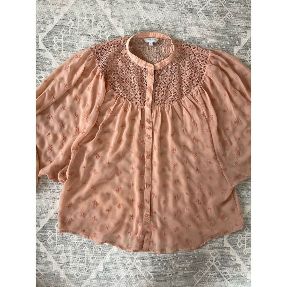 Womens Lucky Brand Peach Coral Long Sleeved Lace Button Front Blouse Size Medium